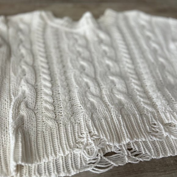 Garage White Chunky Cable-knit Sweater- Size M - Picture 2 of 3